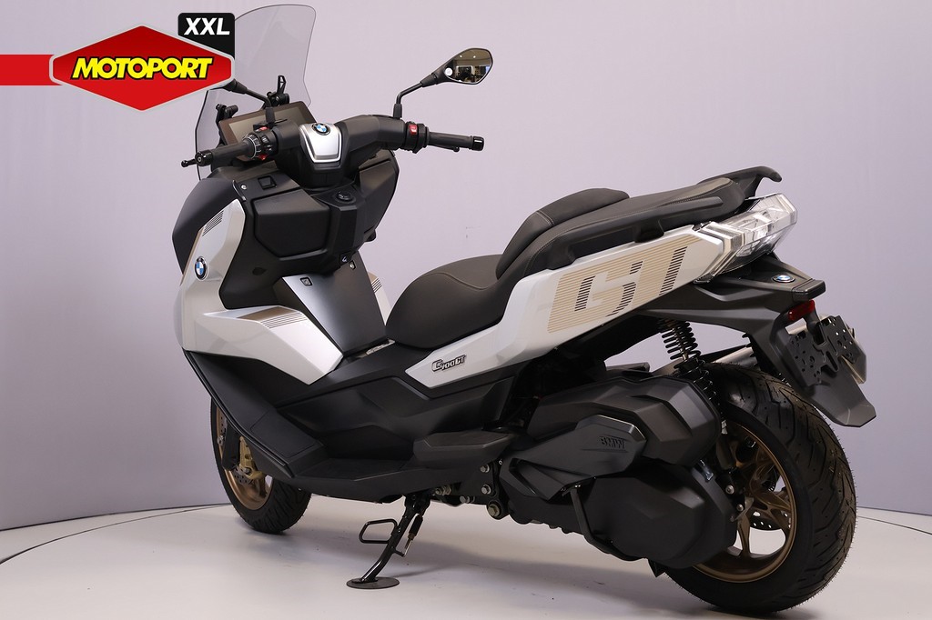 BMW - C 400 GT