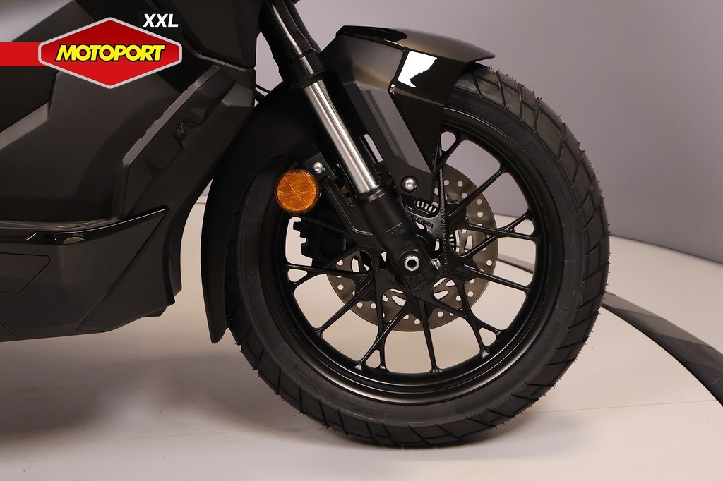 HONDA - ADV 350