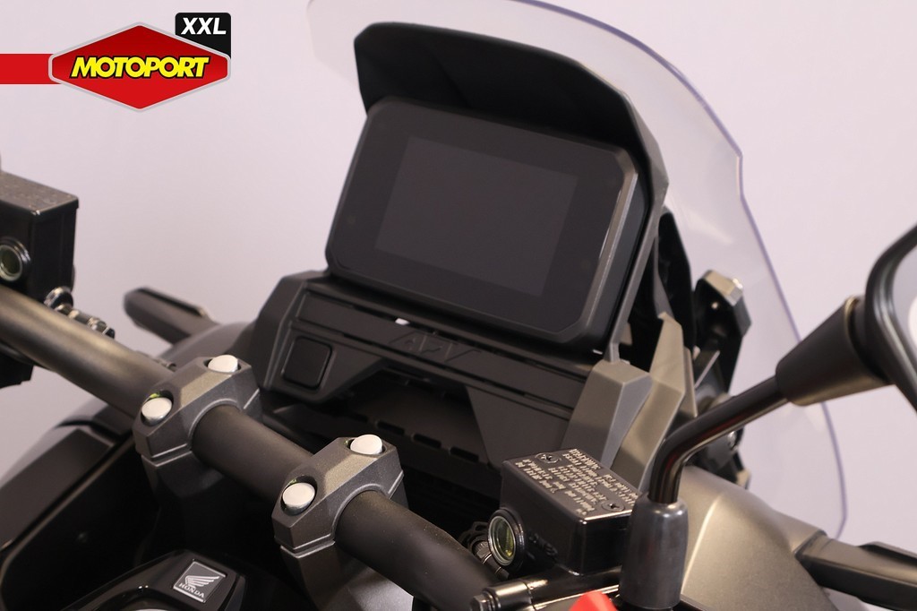 HONDA - ADV 350