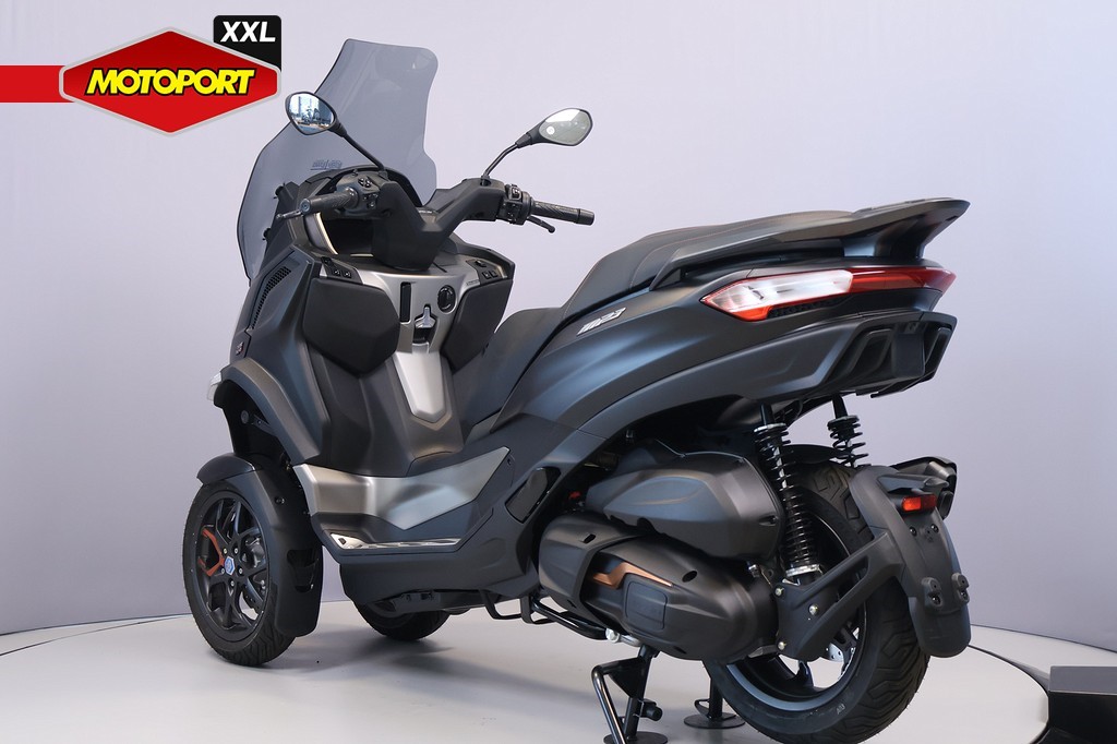 PIAGGIO - MP3 530 EXCLUSIVE