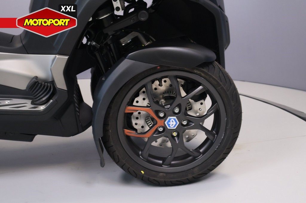 PIAGGIO - MP3 530 EXCLUSIVE