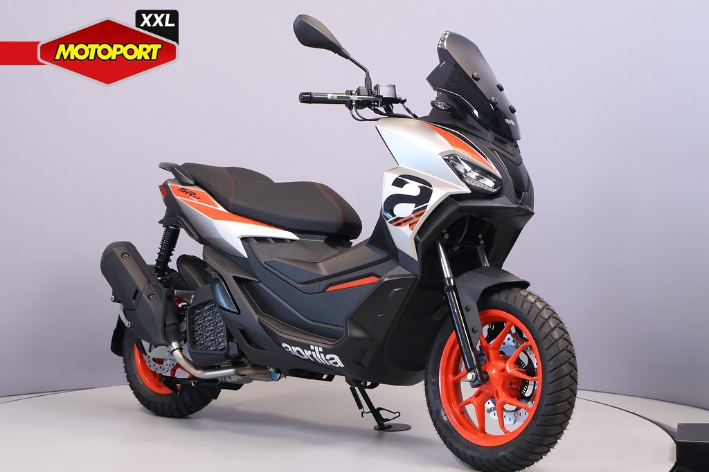 APRILIA - SR GT 200 SPORT