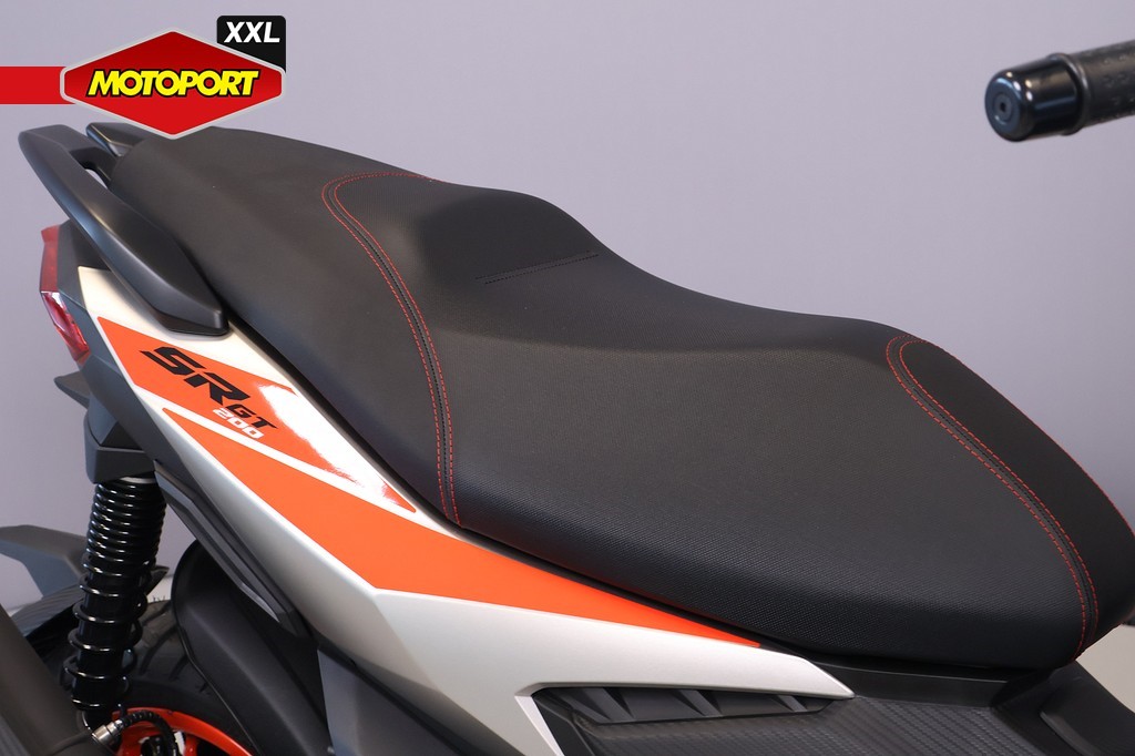 APRILIA - SR GT 200 SPORT