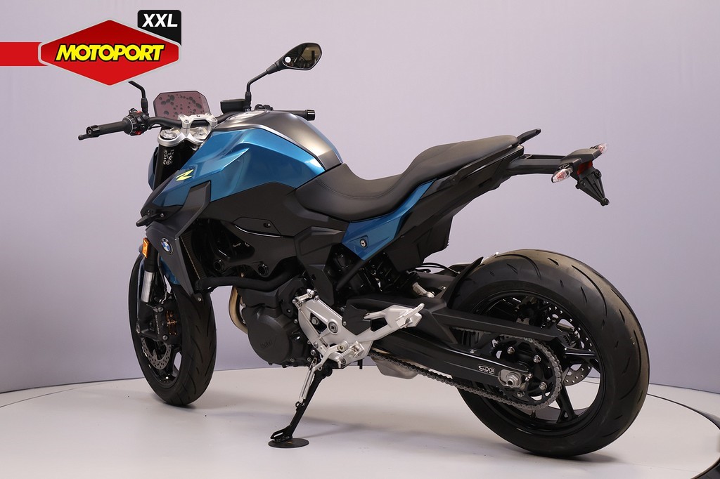 BMW - F 900 R