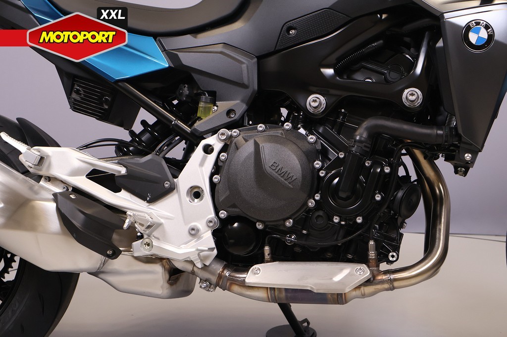 BMW - F 900 R