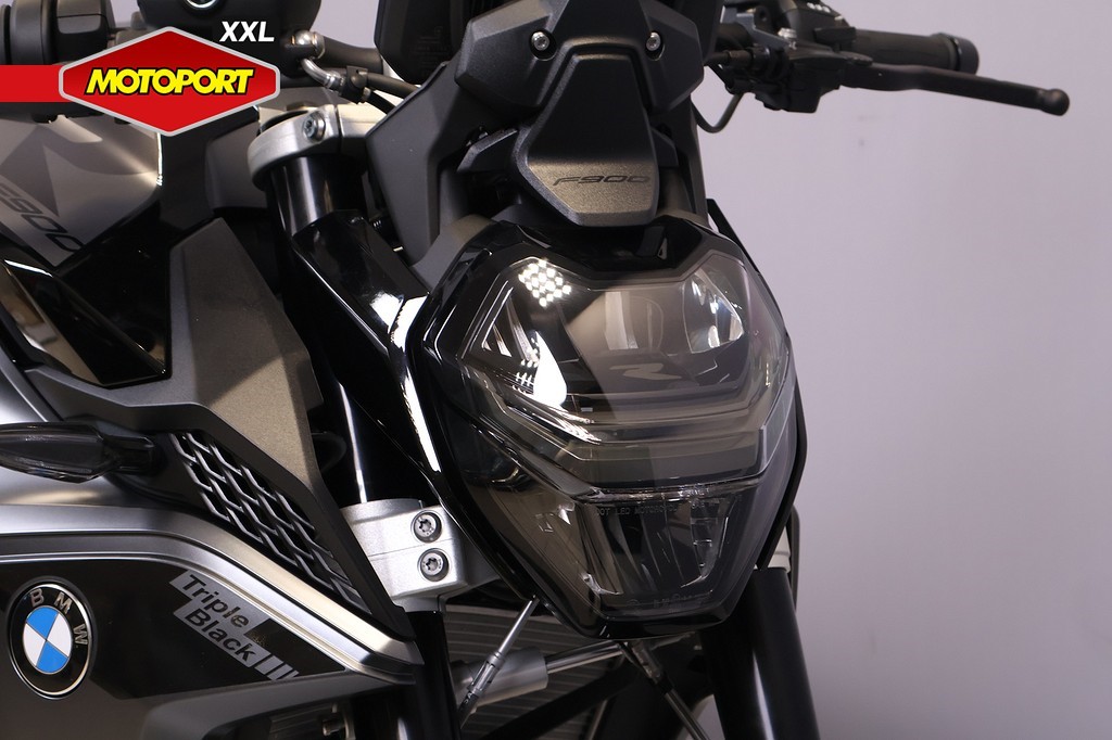 BMW - F 900 R