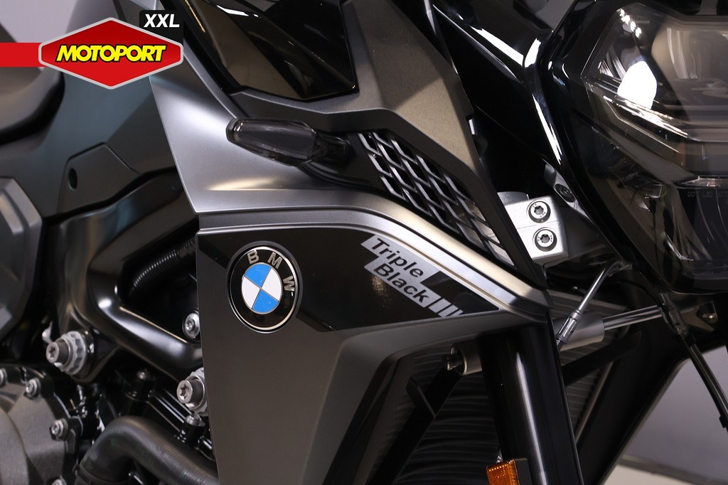 BMW - F 900 R