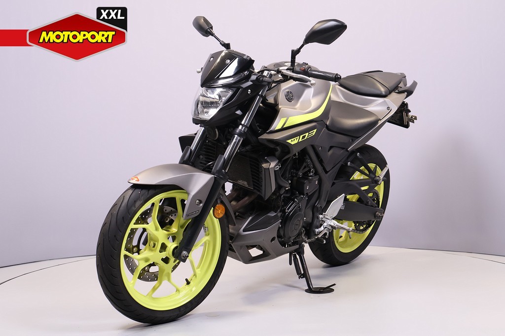 YAMAHA - MT 03