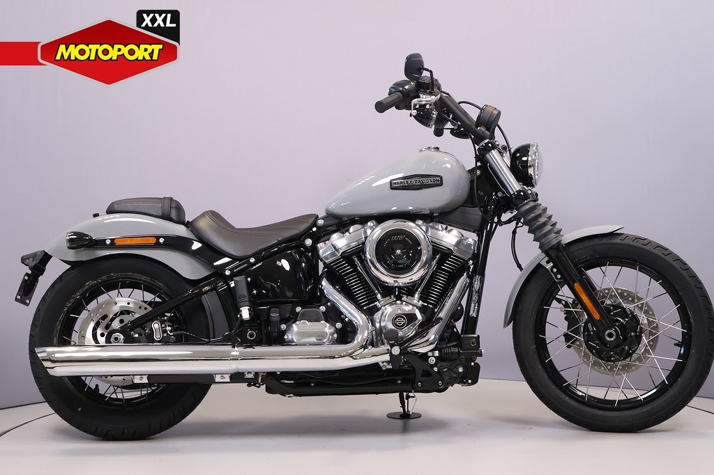 HARLEY-DAVIDSON - STREET BOB