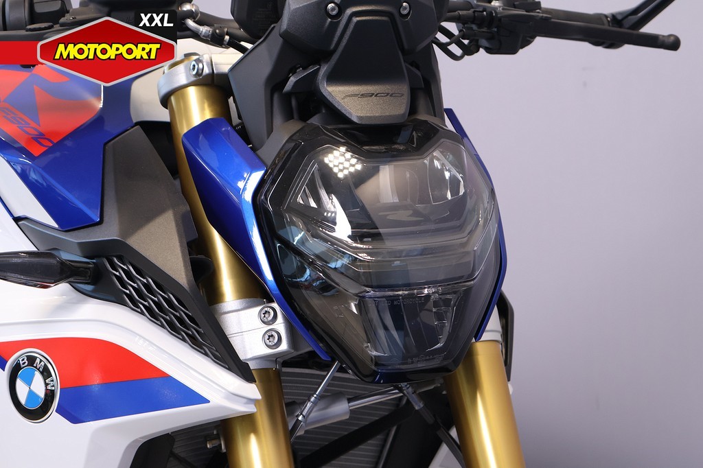 BMW - F 900 R