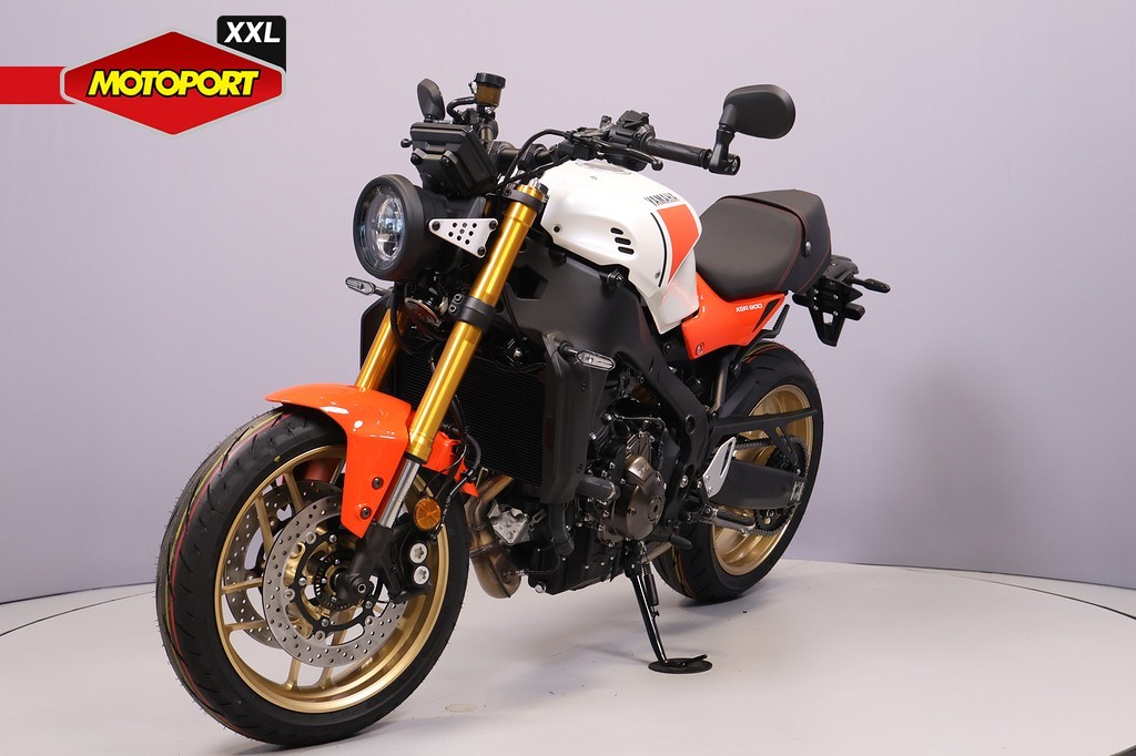 YAMAHA - XSR 900