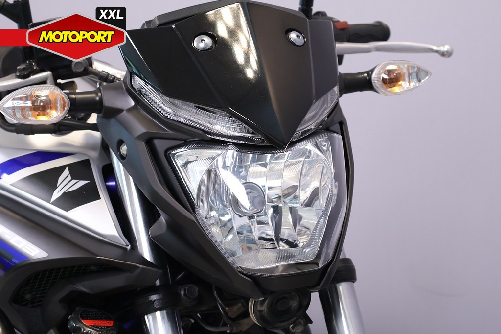 YAMAHA - MT 03