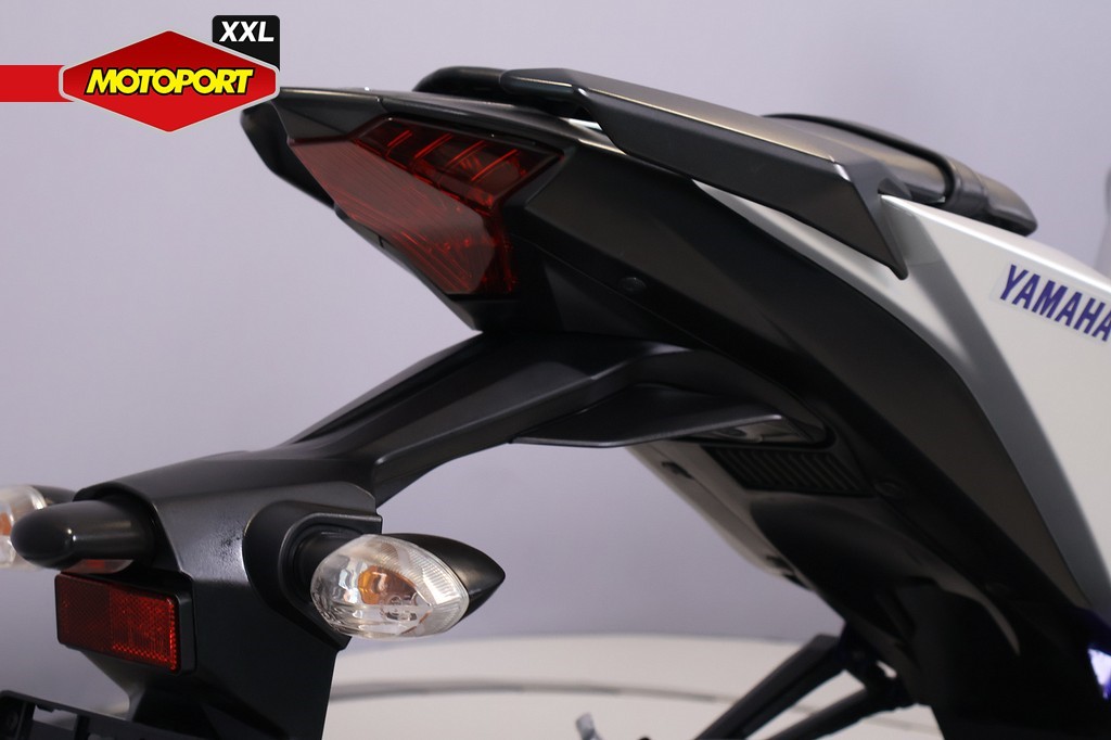 YAMAHA - MT 03
