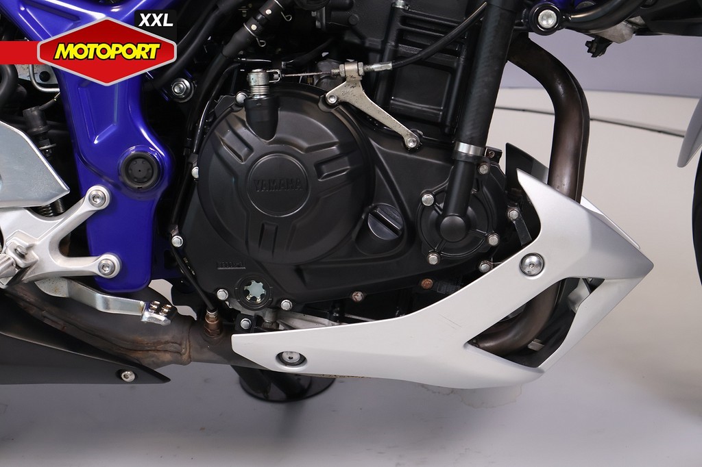 YAMAHA - MT 03