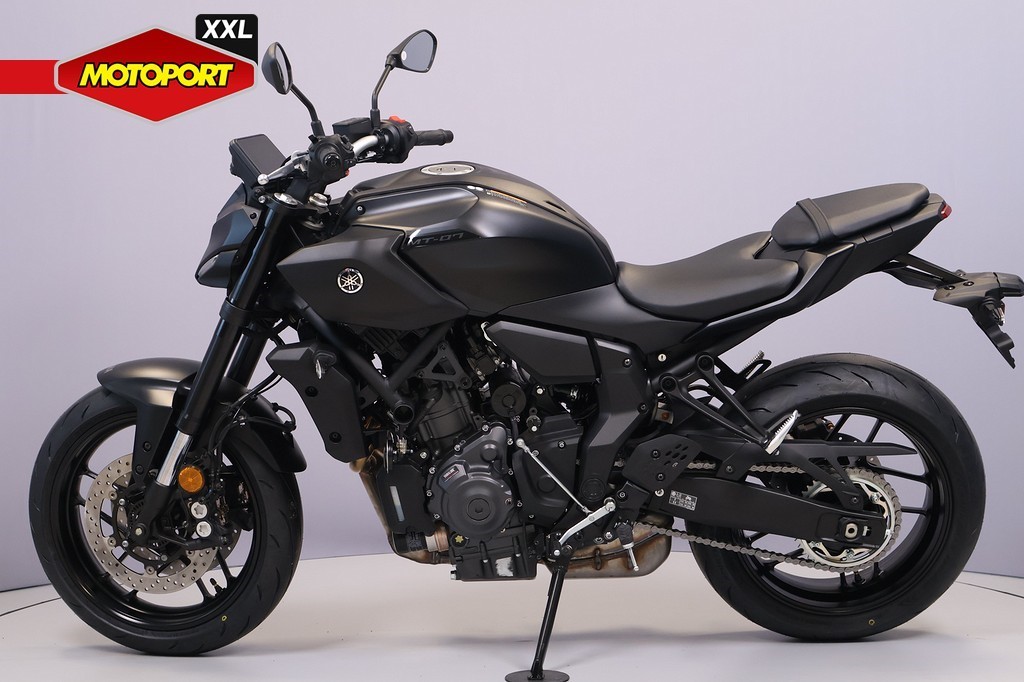 YAMAHA - MT 07