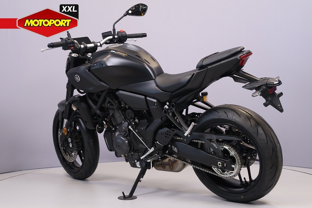 YAMAHA - MT 07