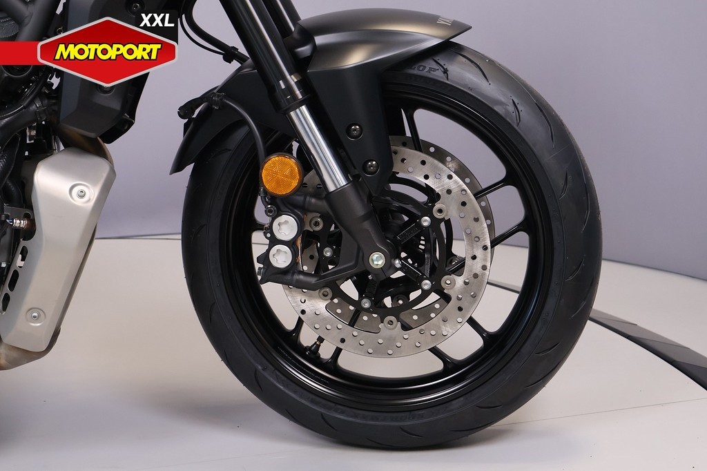 YAMAHA - MT 07