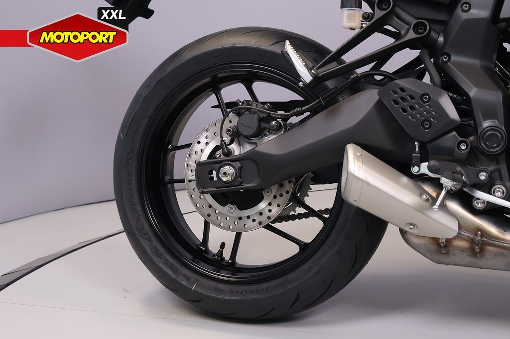 YAMAHA - MT 07