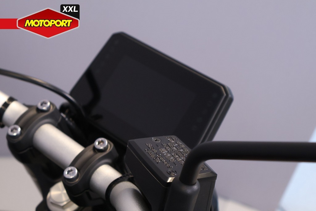 YAMAHA - MT 07