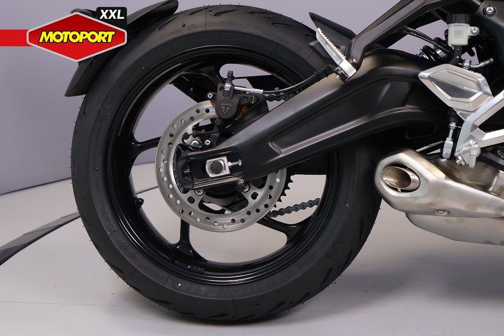 TRIUMPH - TRIDENT 660