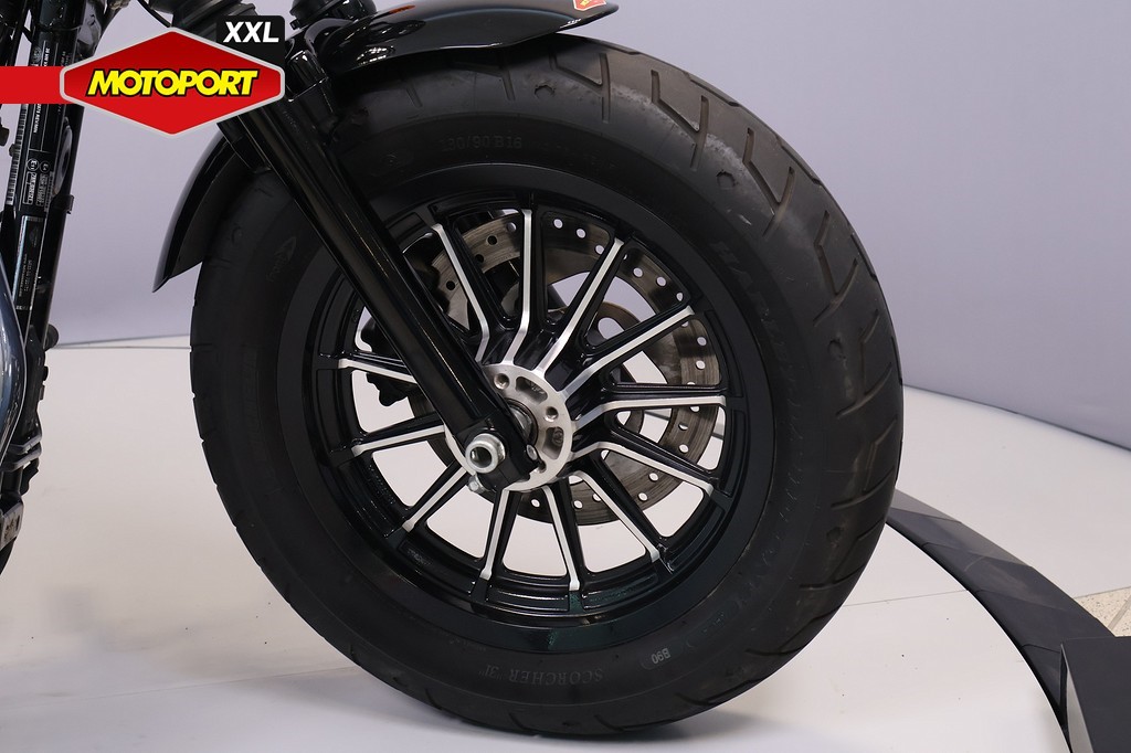 HARLEY-DAVIDSON - SPORTSTER 1200 FORTY-EIGHT