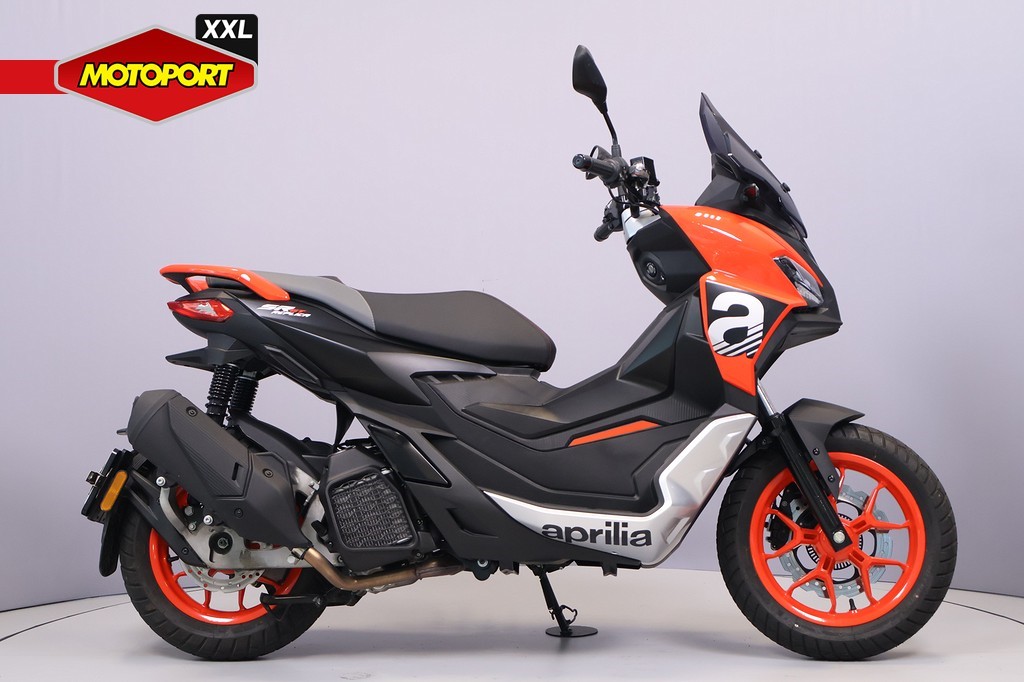 APRILIA - SR GT 200 SPORT