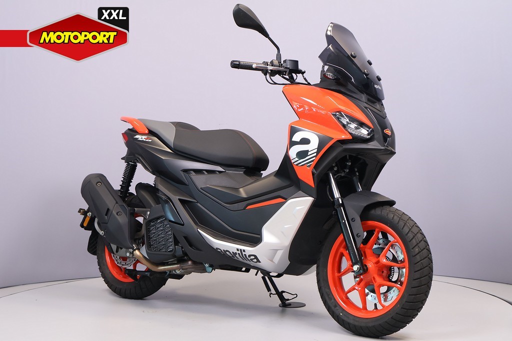 APRILIA - SR GT 200 SPORT
