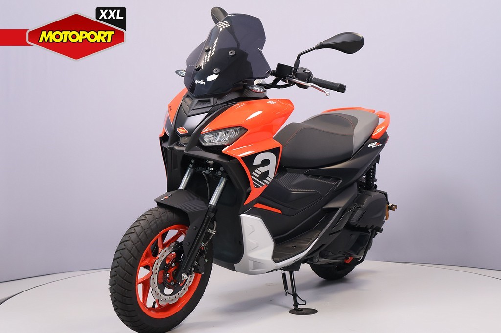 APRILIA - SR GT 200 SPORT