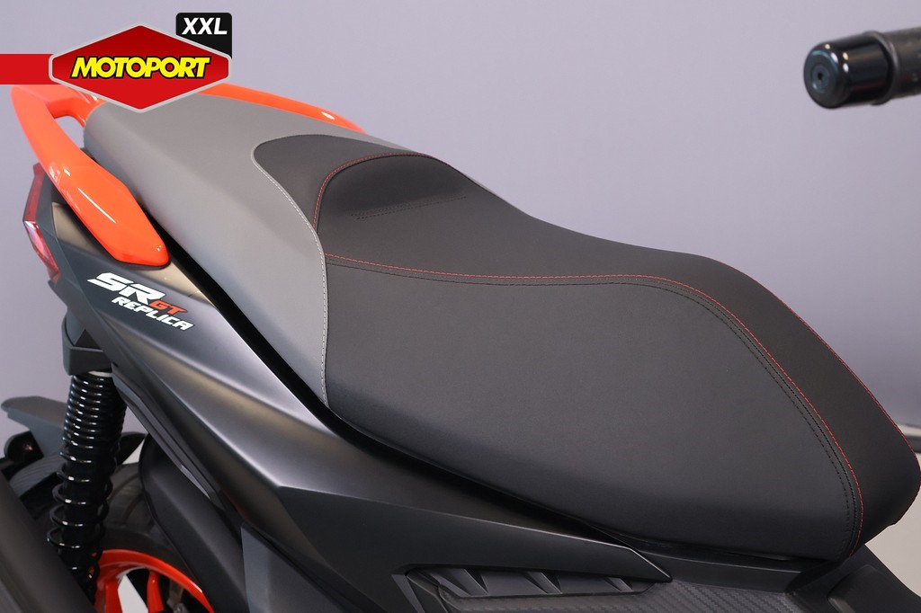 APRILIA - SR GT 200 SPORT