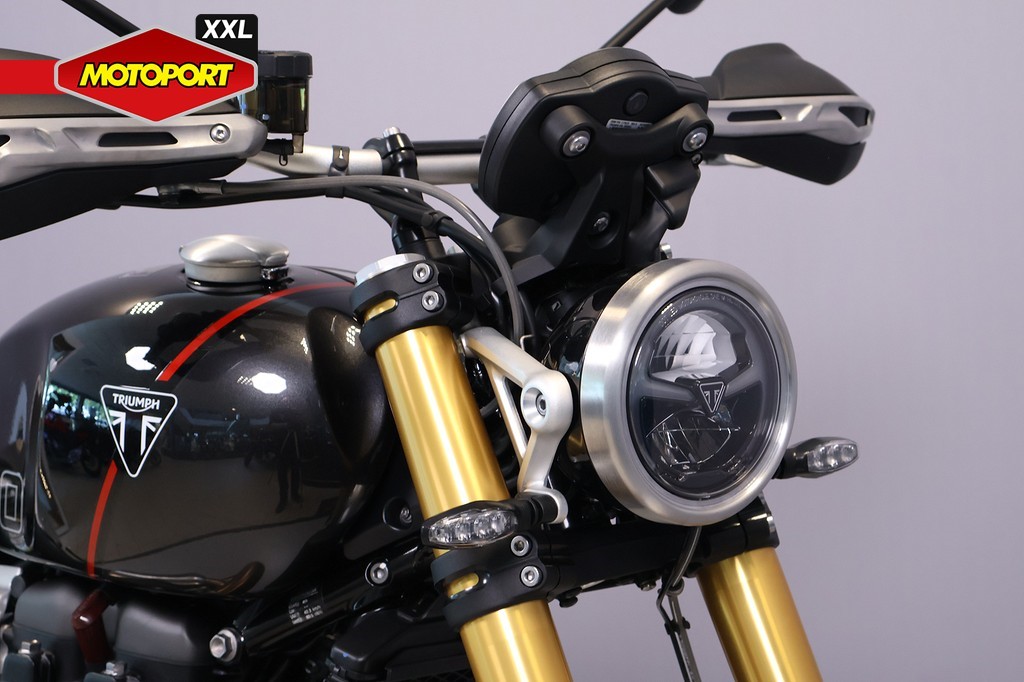 TRIUMPH - SCRAMBLER 1200 XE