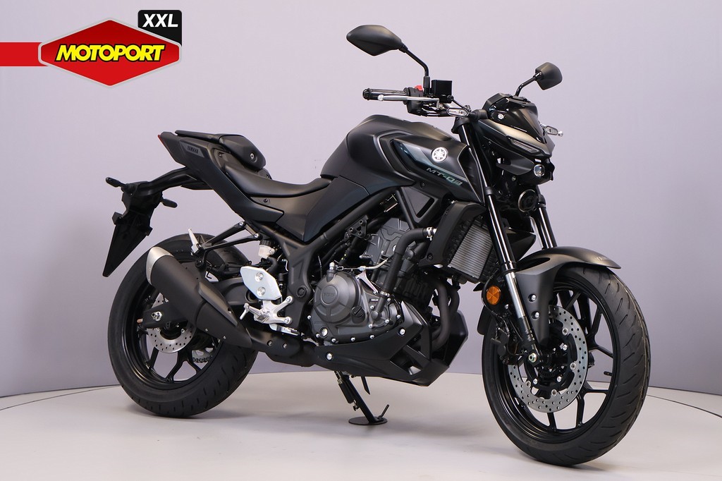 YAMAHA - MT 03
