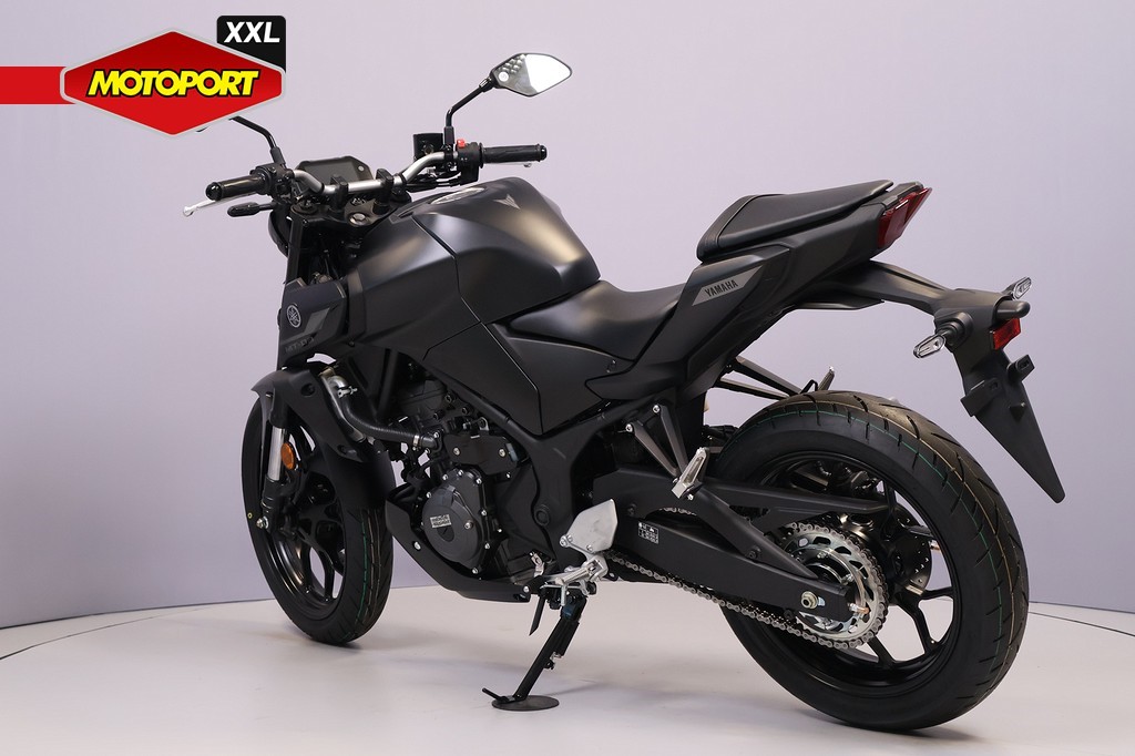 YAMAHA - MT 03