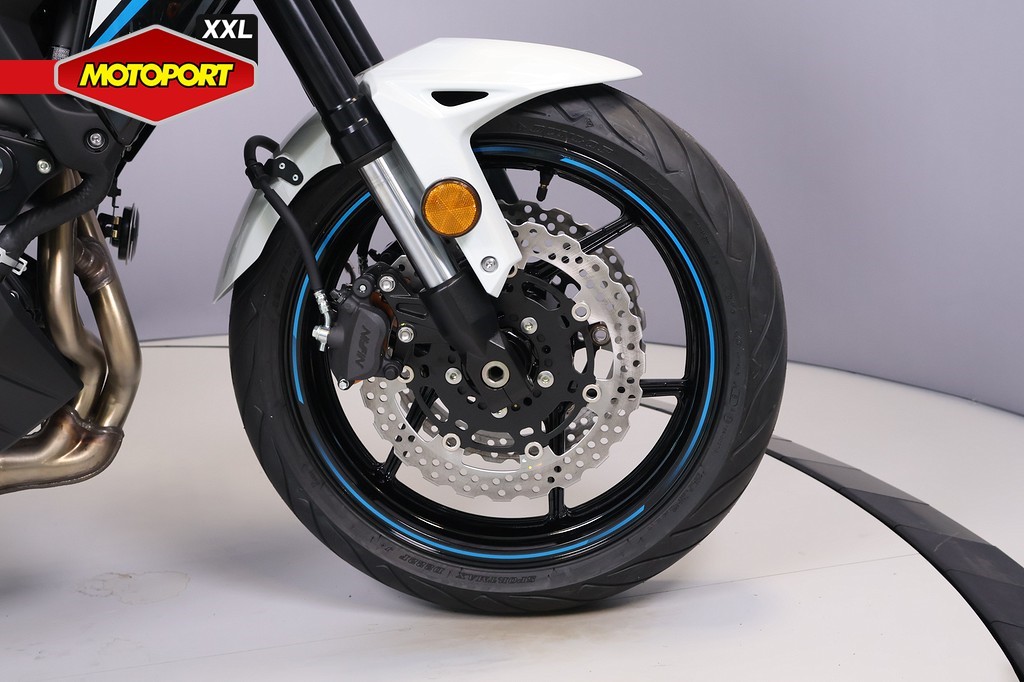 KAWASAKI - VERSYS 650
