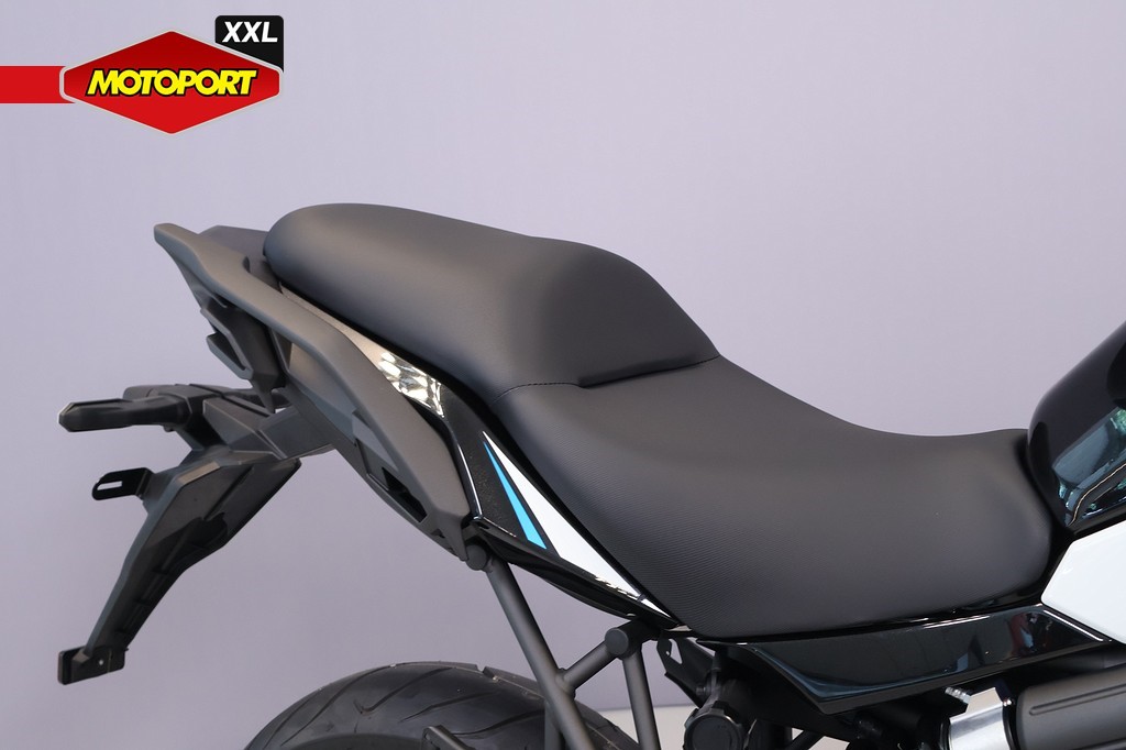 KAWASAKI - VERSYS 650