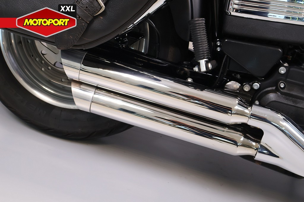 HARLEY-DAVIDSON - FAT BOB