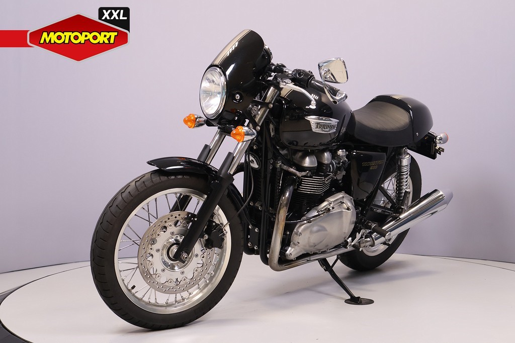 TRIUMPH - THRUXTON 900