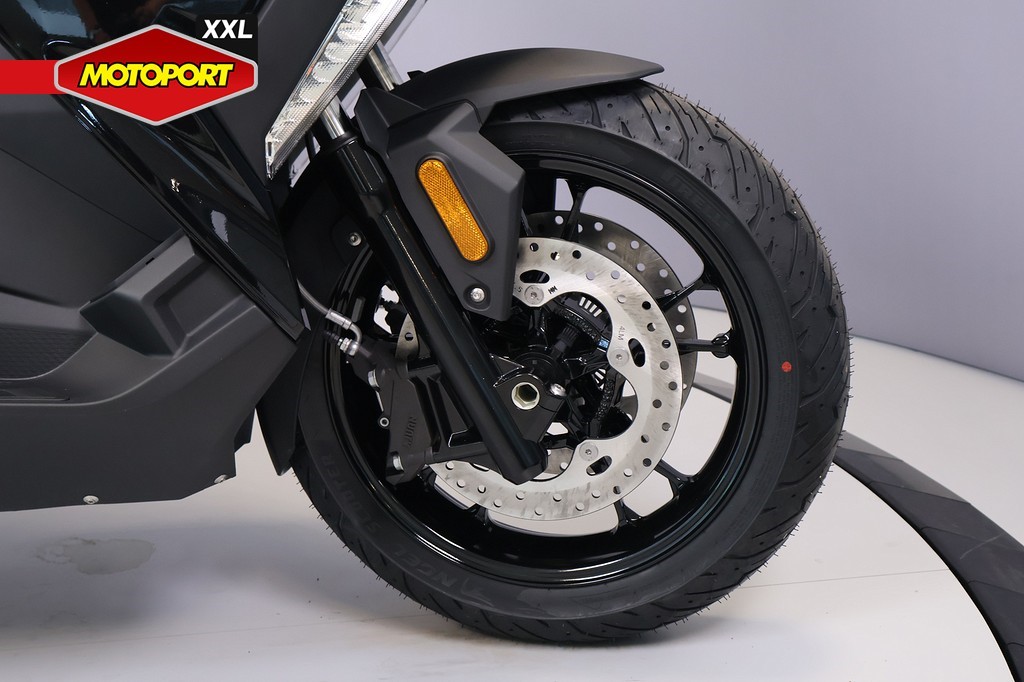 BMW - C 400 X