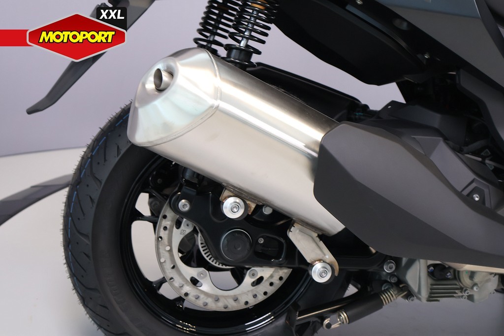 BMW - C 400 X