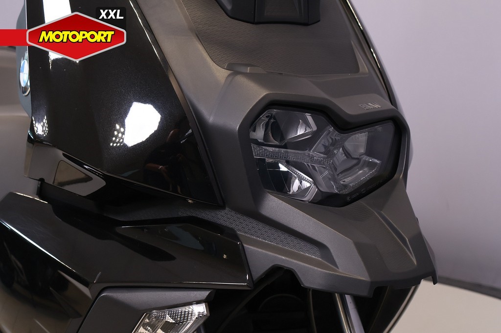 BMW - C 400 X