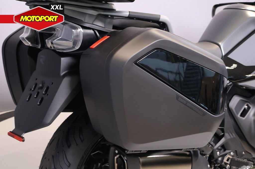 BMW - R 1300 RT