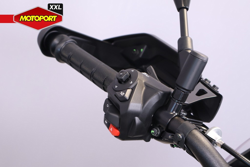 YAMAHA - XT 700 TENERE