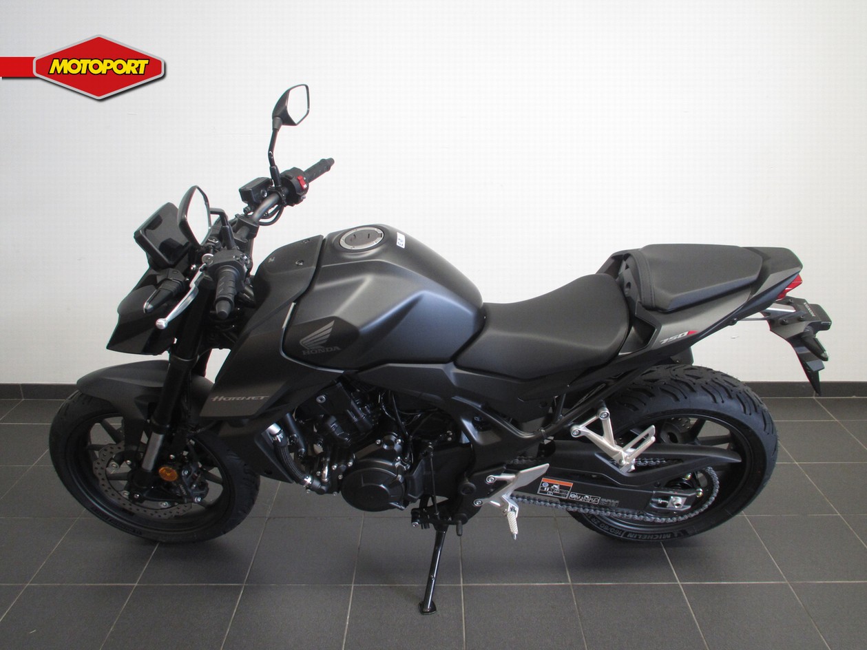 HONDA - CB 750 HORNET
