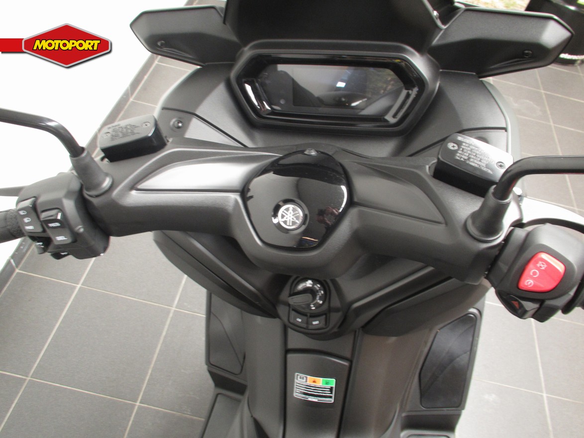 YAMAHA - X-MAX 300