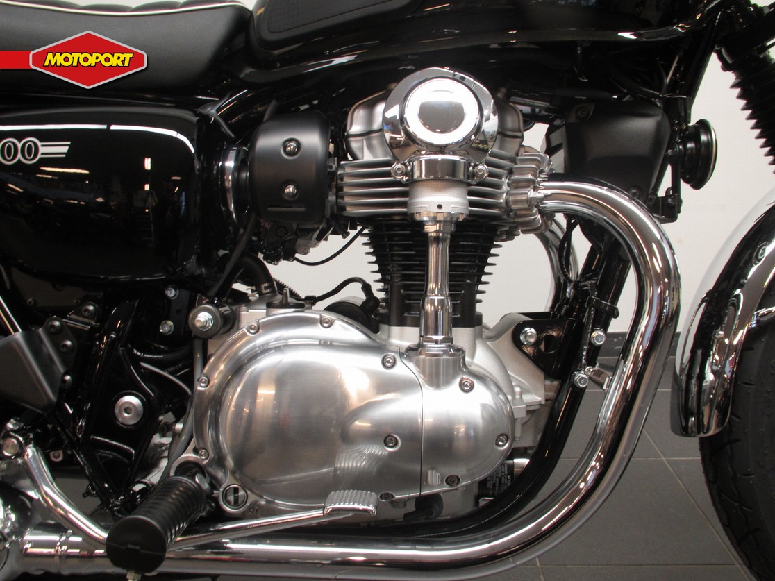 KAWASAKI - W 800