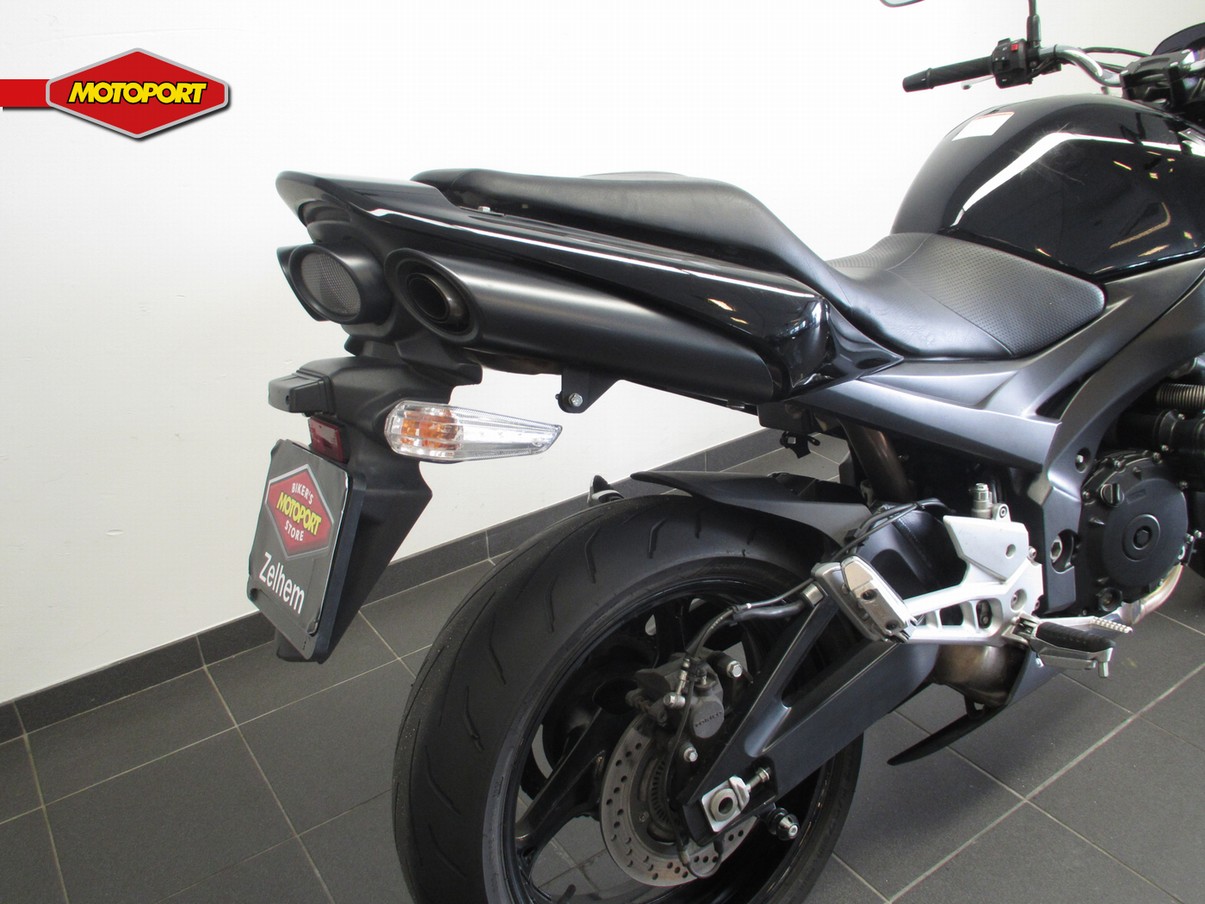 SUZUKI - GSR 600 ABS