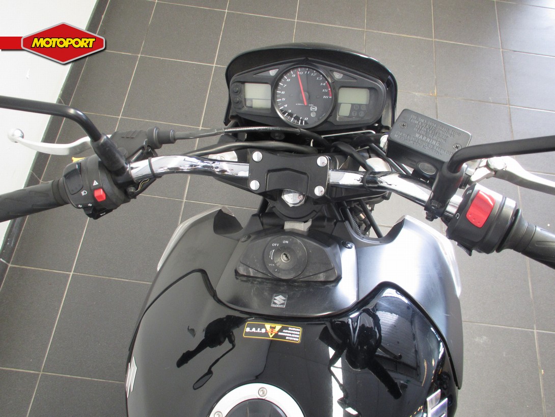 SUZUKI - GSR 600 ABS