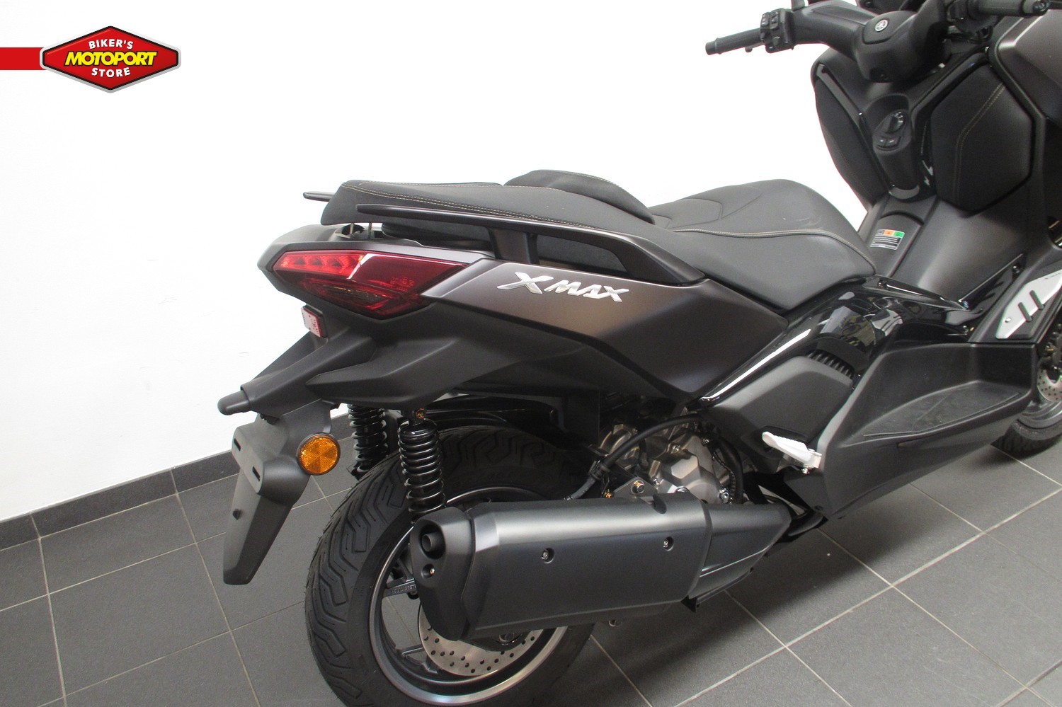 YAMAHA - X-MAX 300 TECH MAX