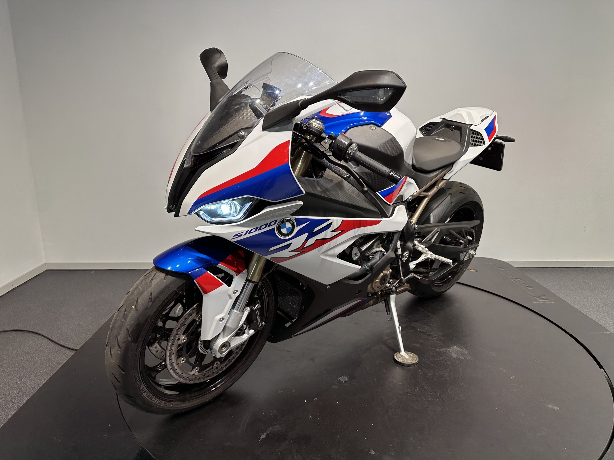 BMW - S 1000 RR model E/P
