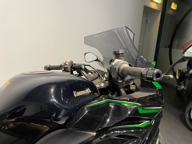 KAWASAKI - Ninja 1000 SX