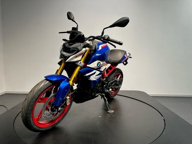 BMW - G 310 R